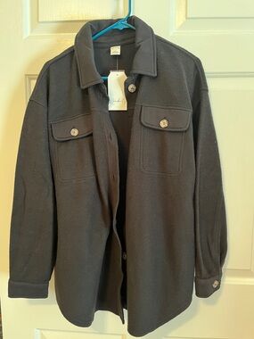 NWT Wonderly Black Button-Front Lightweight Shacket